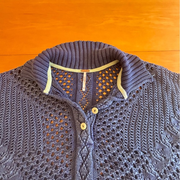 Free People XS To The Point purple open net oversized, crop short sleeve sweater - Picture 4 of 10